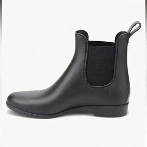 Sam Edelman Chelsea Rain Boots New Size 8